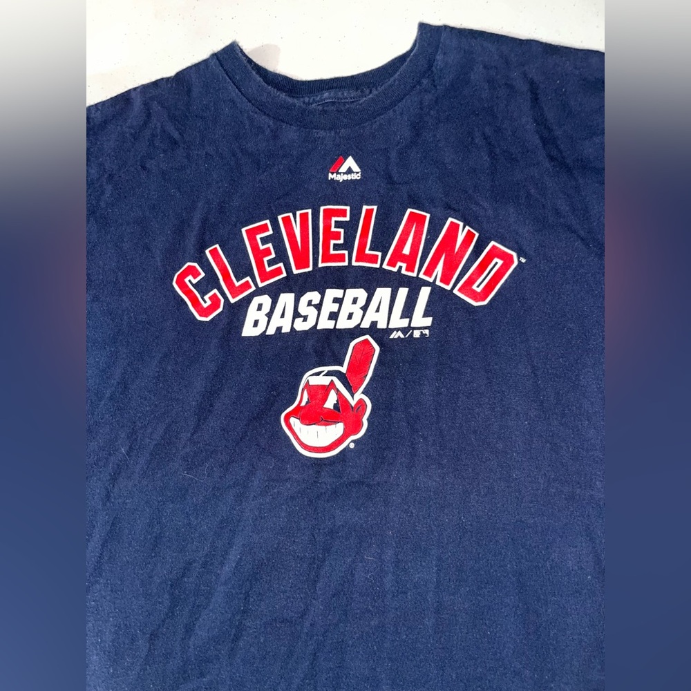 Cleveland Indians Athletic Graphic Shirt